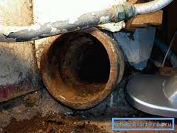 Izmjena kanalizacionih cijevi od “Partizana” do zgrade pošte
